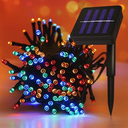 Black Friday: Ilumina tu Navidad sin pagar luz — Luces Solares 100 Bombillos